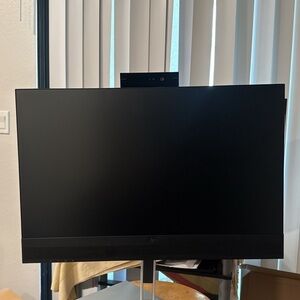 HP Black Monitor